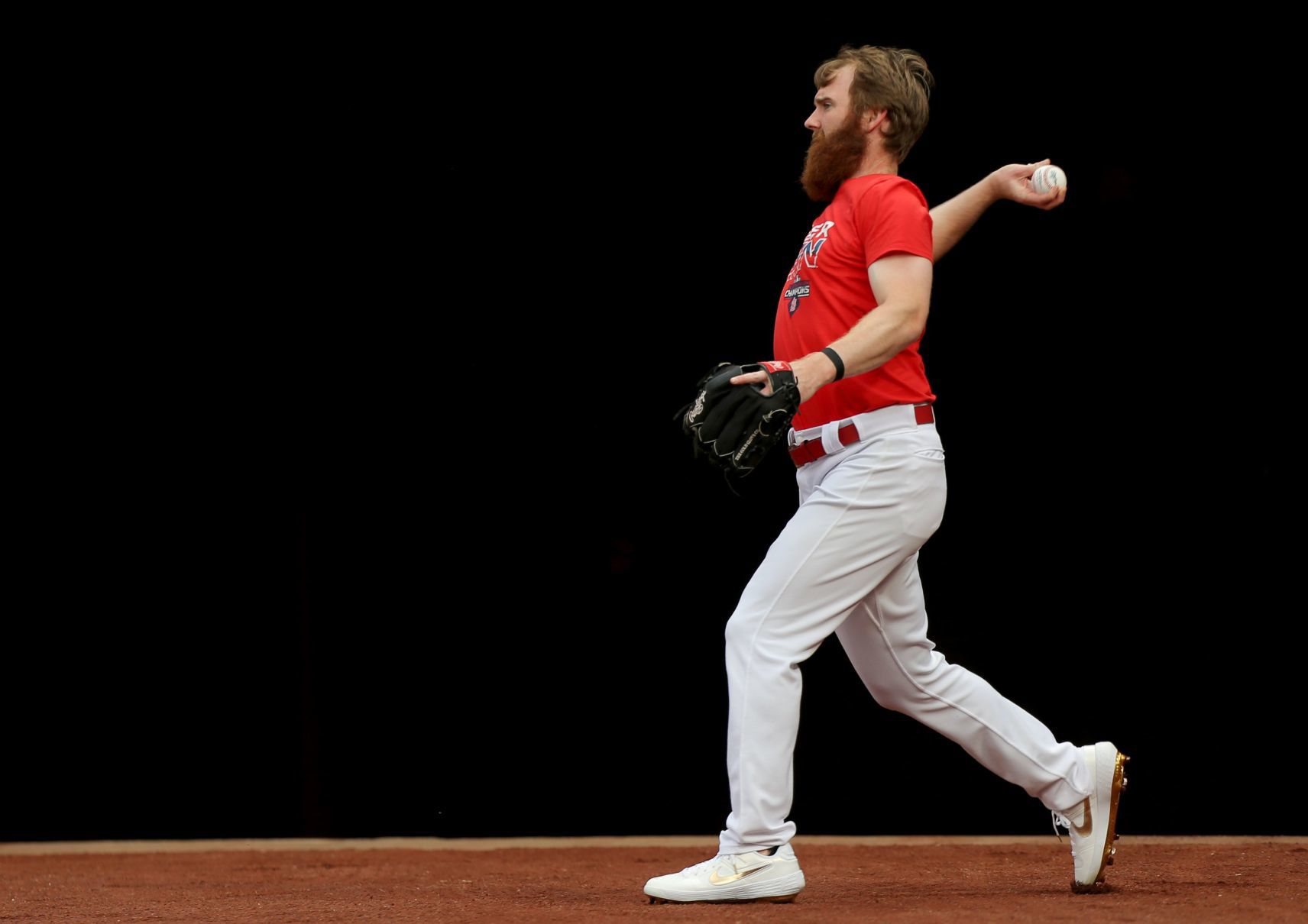 Cards workout before Game 3 curtailed by rain